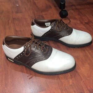 size 8 1/2 men’s brown and white foot joy golf shoes